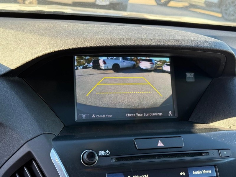 Acura MDX Vehicle Image 28