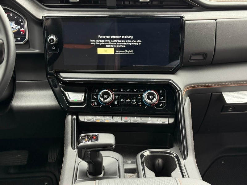 GMC Sierra 1500 Vehicle Image 17