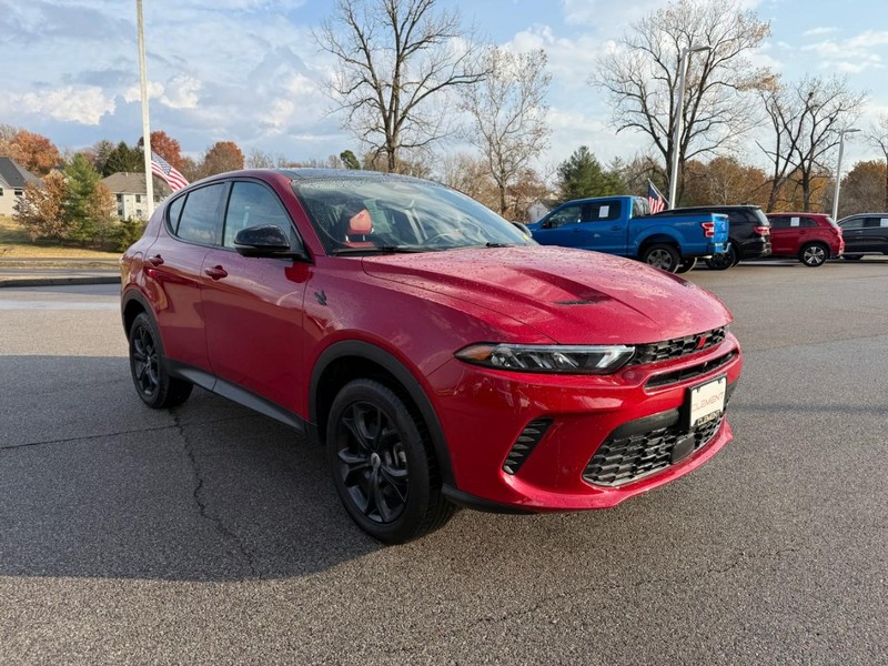 Dodge Hornet Vehicle Image 12