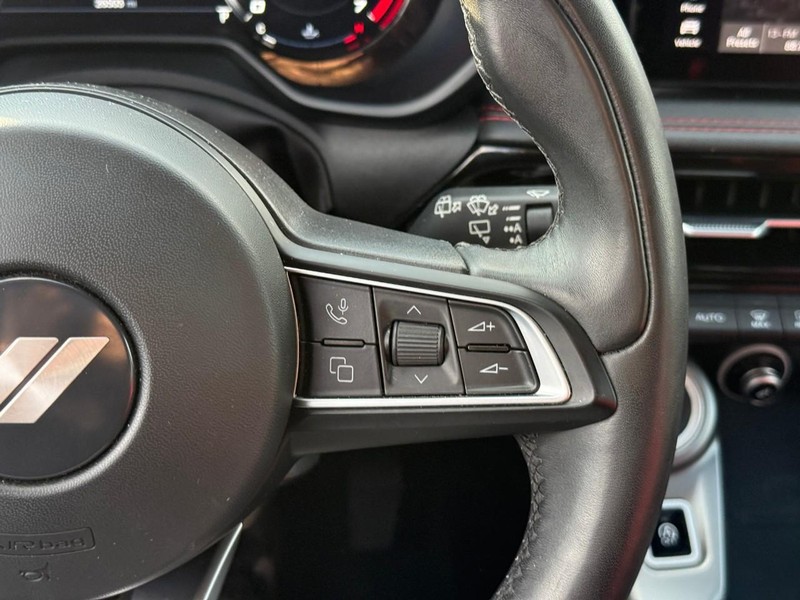 Dodge Hornet Vehicle Image 24