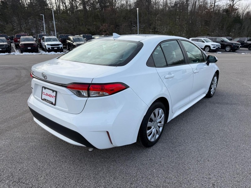 Toyota Corolla Vehicle Image 08