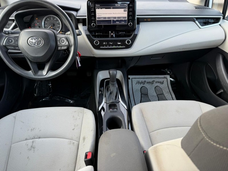 Toyota Corolla Vehicle Image 13