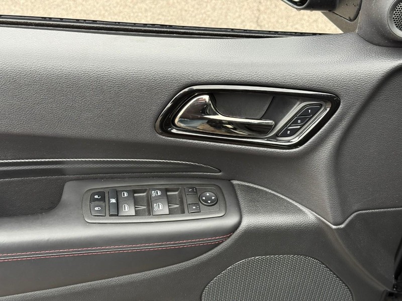 Dodge Durango Vehicle Image 18