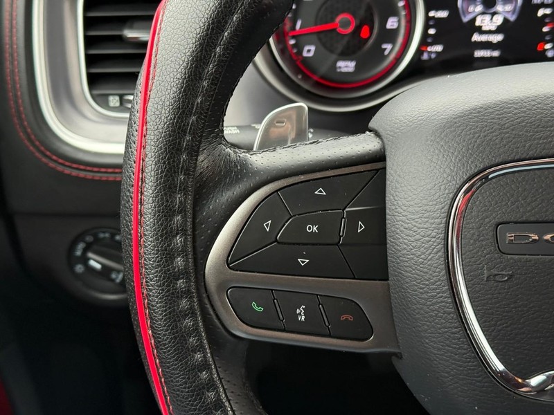 Dodge Charger Vehicle Full-screen Gallery Image 17