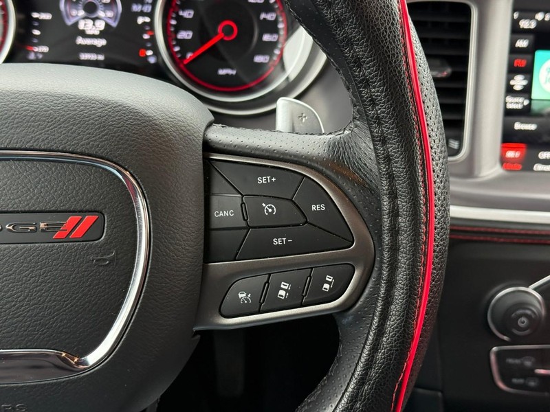 Dodge Charger Vehicle Full-screen Gallery Image 18