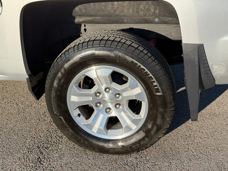 Chevrolet Silverado 1500 Vehicle Full-screen Gallery Image 4