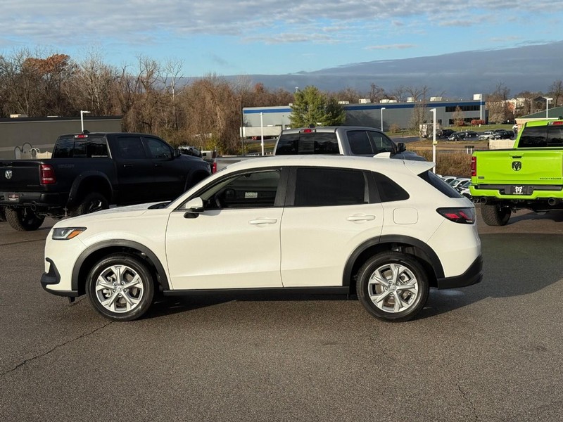 Honda HR-V Vehicle Image 03