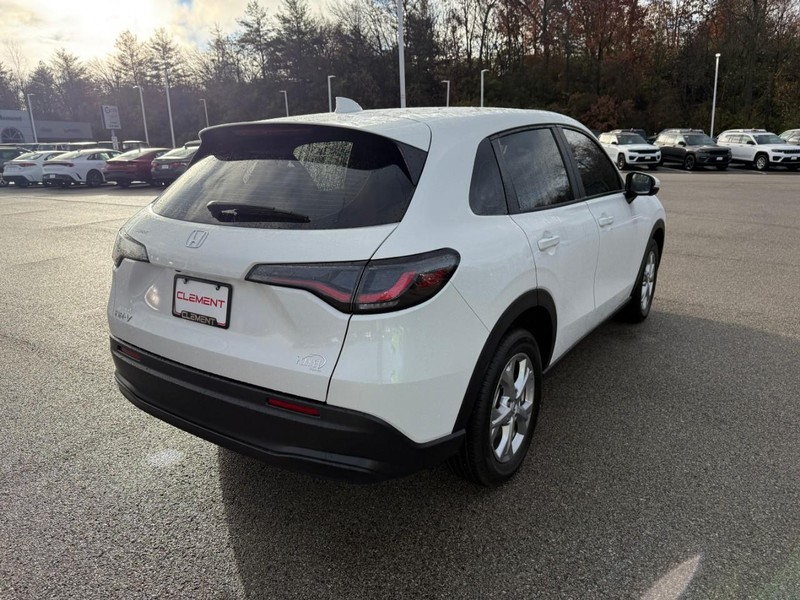 Honda HR-V Vehicle Image 09