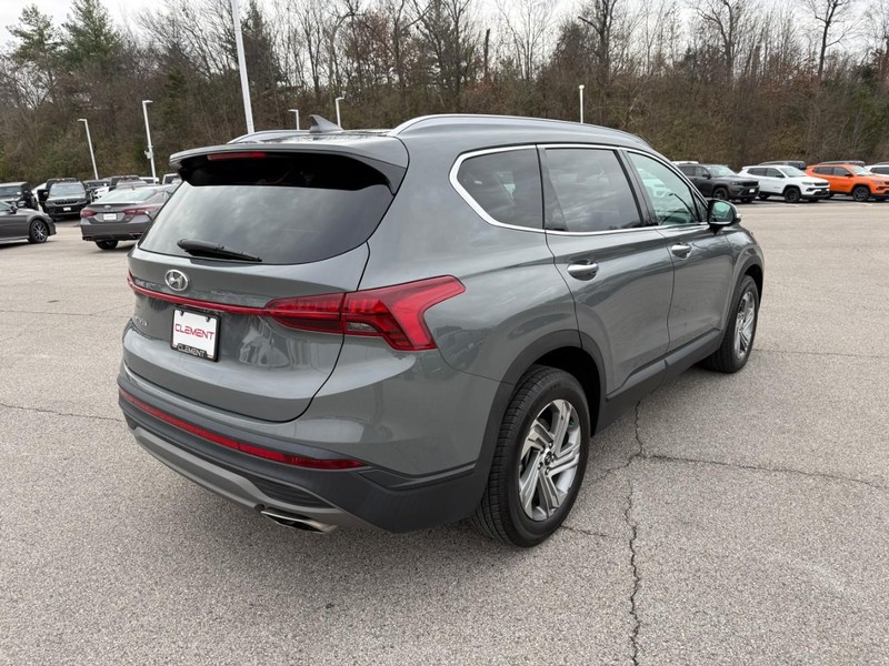 Hyundai Santa Fe Vehicle Image 09