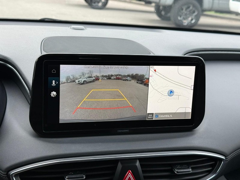 Hyundai Santa Fe Vehicle Image 25