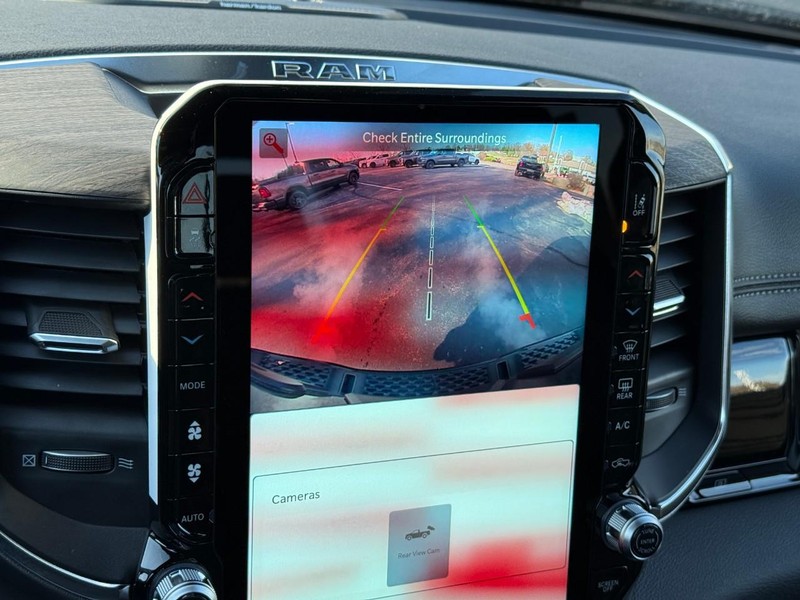 Ram 1500 Vehicle Image 21