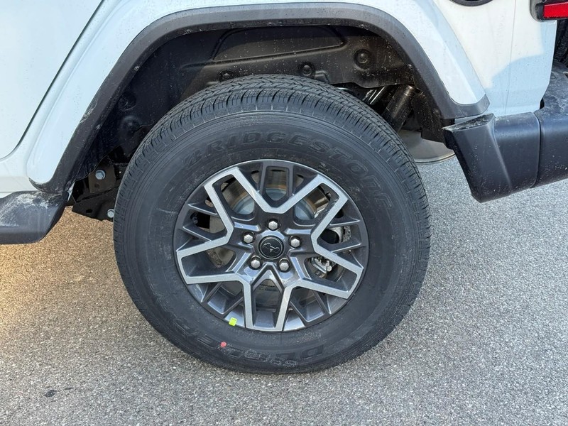 Jeep Wrangler Vehicle Image 05