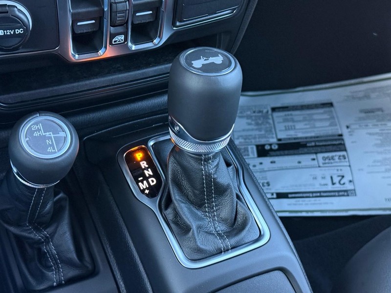 Jeep Wrangler Vehicle Image 18