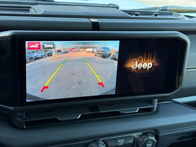 Jeep Wrangler Vehicle Image 20