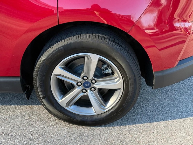 Ford Edge Vehicle Image 05