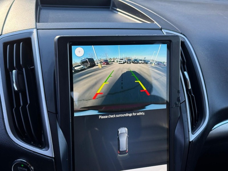 Ford Edge Vehicle Image 25