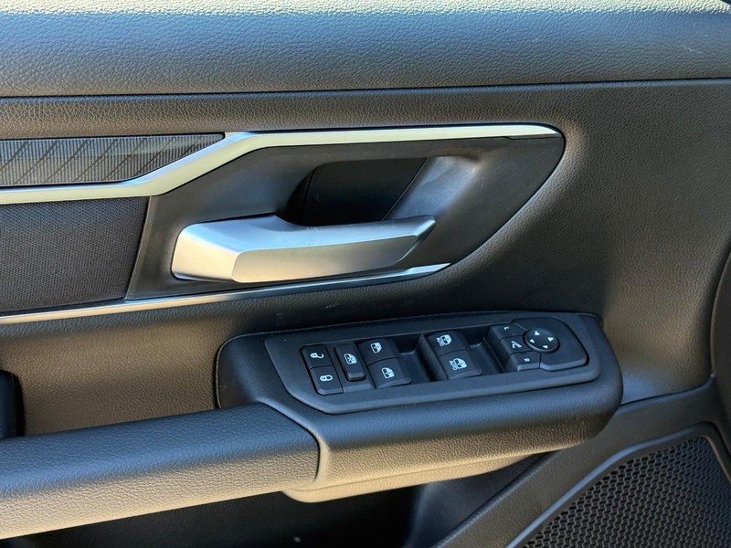 Ram 1500 Vehicle Image 13