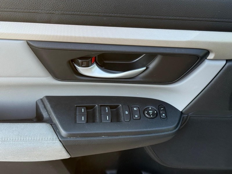Honda CR-V Vehicle Image 19