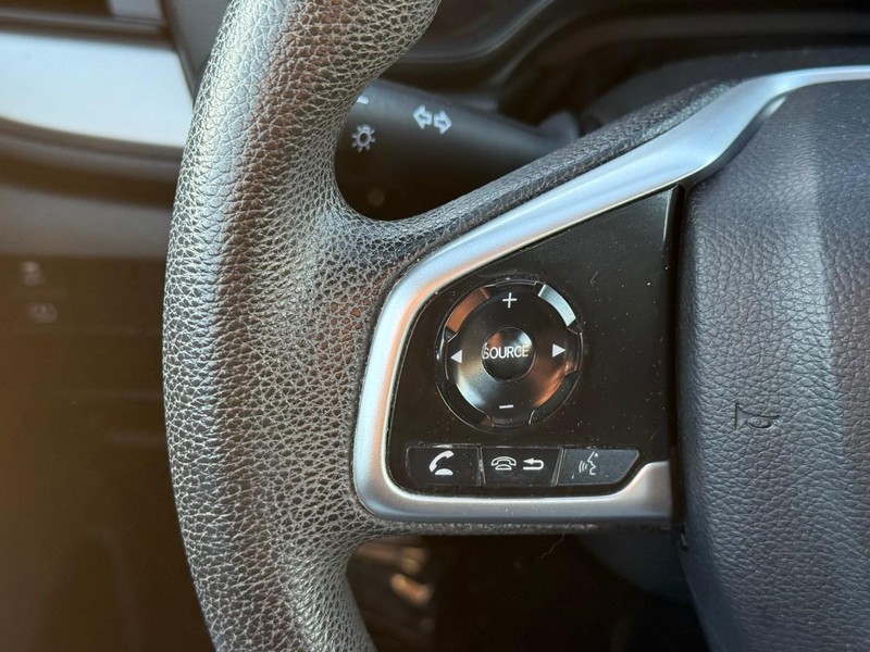 Honda CR-V Vehicle Image 22