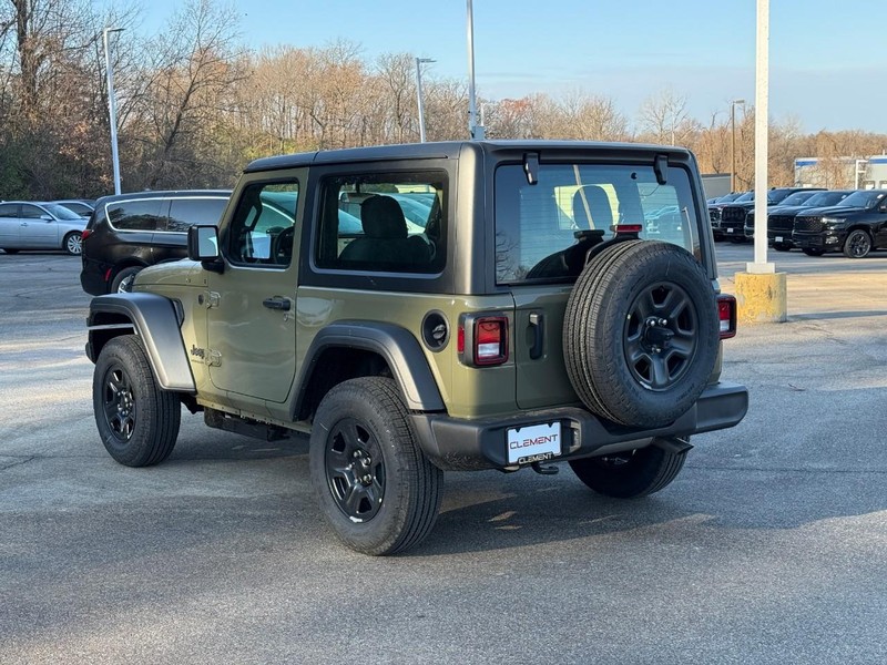 Jeep Wrangler Vehicle Image 04