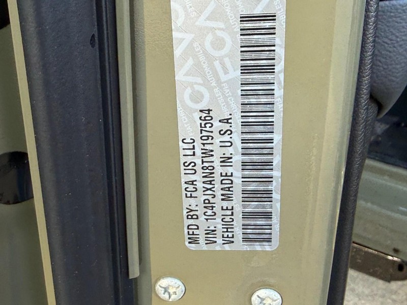 Jeep Wrangler Vehicle Image 17