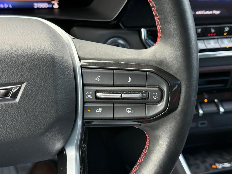 Chevrolet Colorado Vehicle Full-screen Gallery Image 20