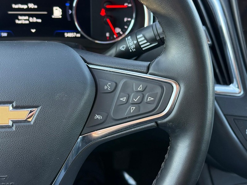 Chevrolet Malibu Vehicle Full-screen Gallery Image 19