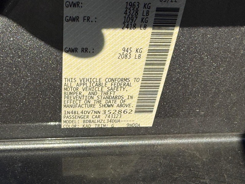 Nissan Altima Vehicle Image 28