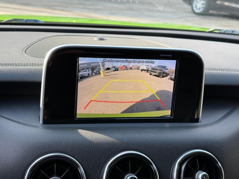 Kia Stinger Vehicle Image 26