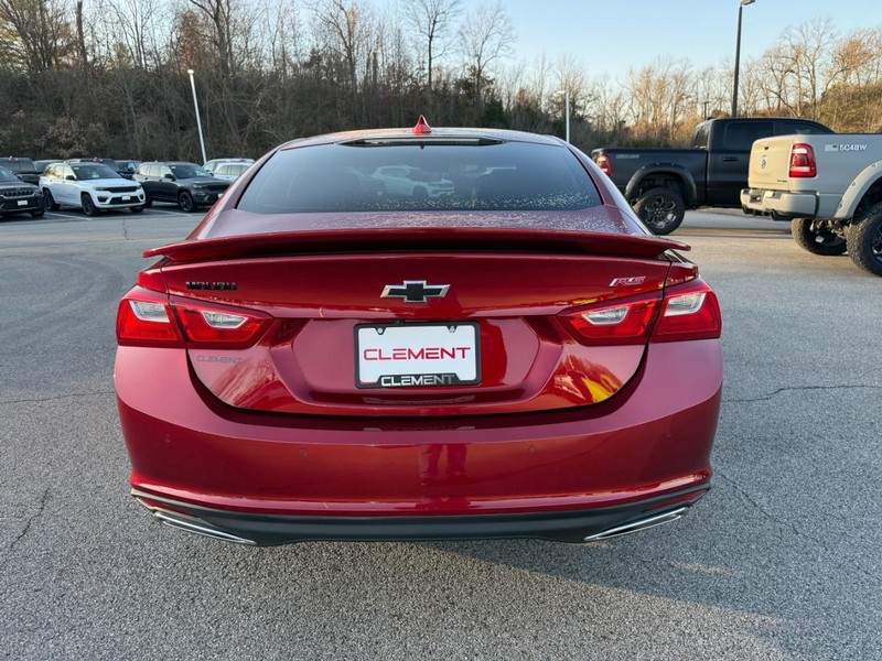 Chevrolet Malibu Vehicle Image 09