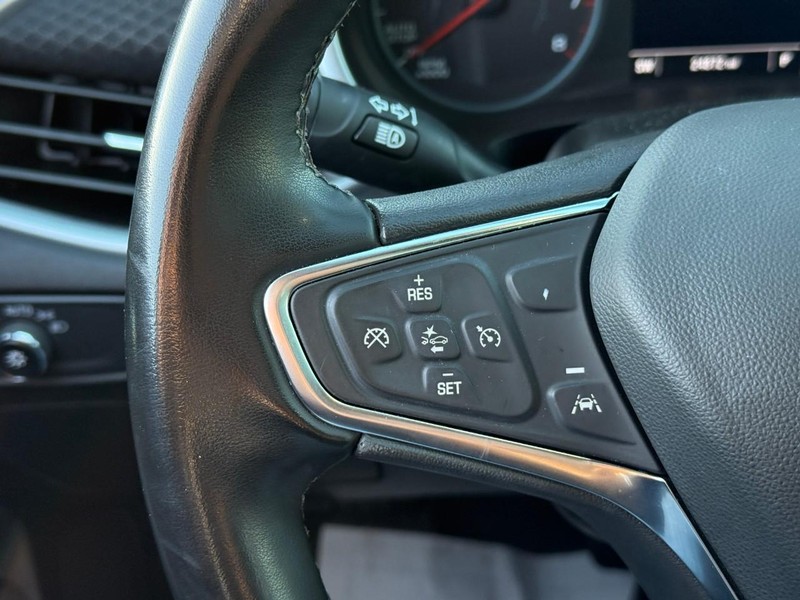 Chevrolet Malibu Vehicle Image 22