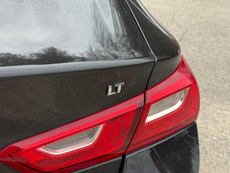 Chevrolet Malibu Vehicle Image 07