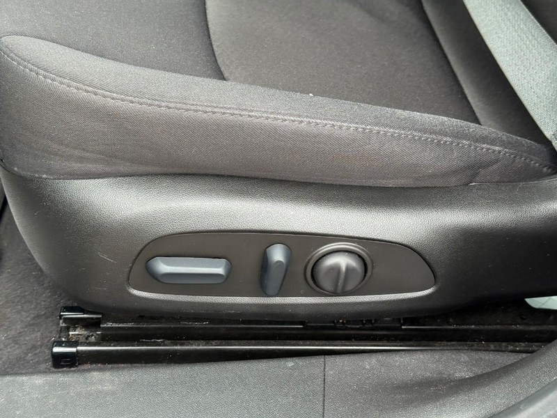 Chevrolet Malibu Vehicle Image 21