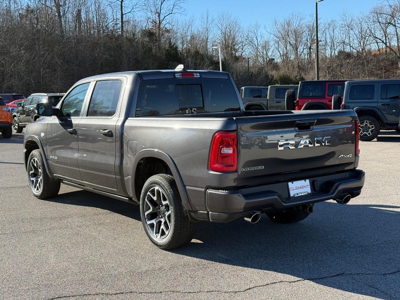 Ram 1500 Vehicle Image 04