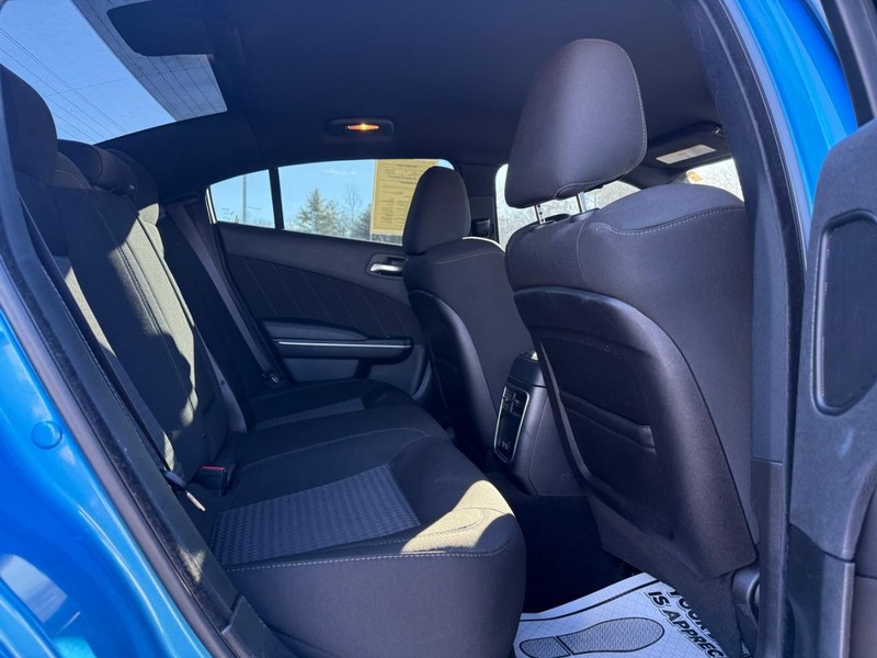 Dodge Charger Vehicle Image 14