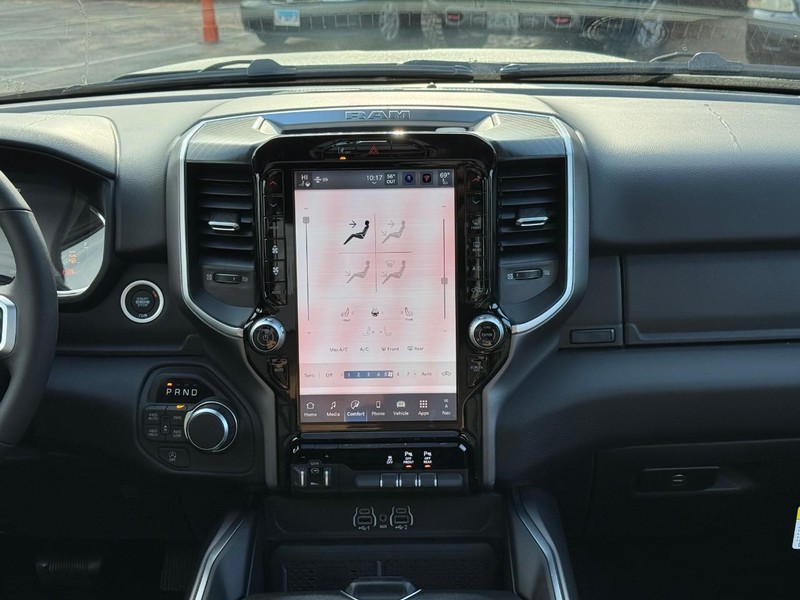 Ram 1500 Vehicle Image 09