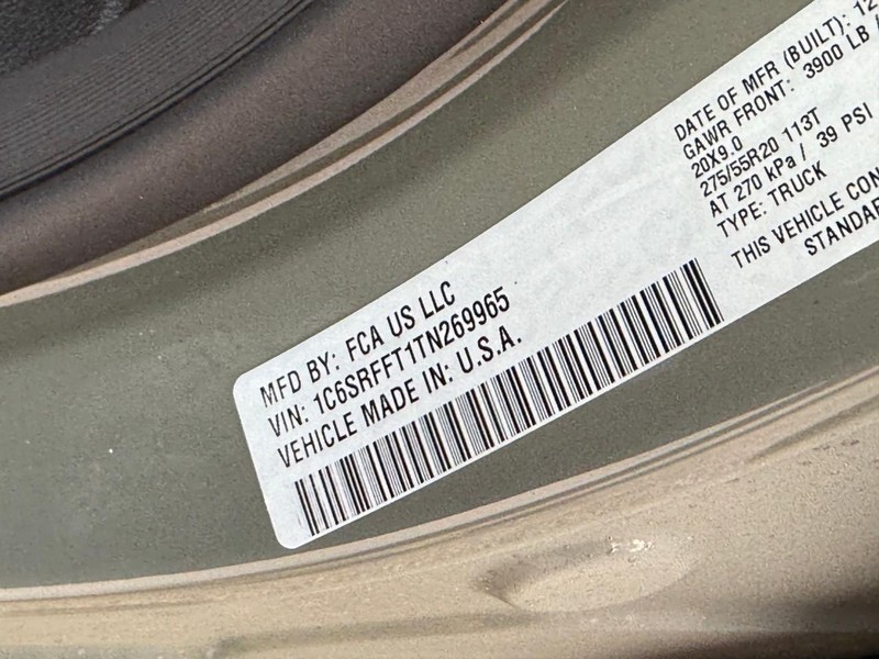 Ram 1500 Vehicle Image 16