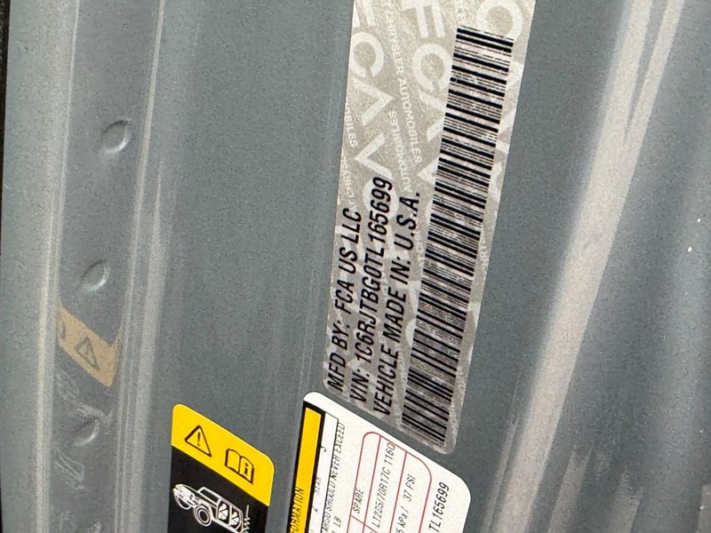 Jeep Gladiator Vehicle Full-screen Gallery Image 14