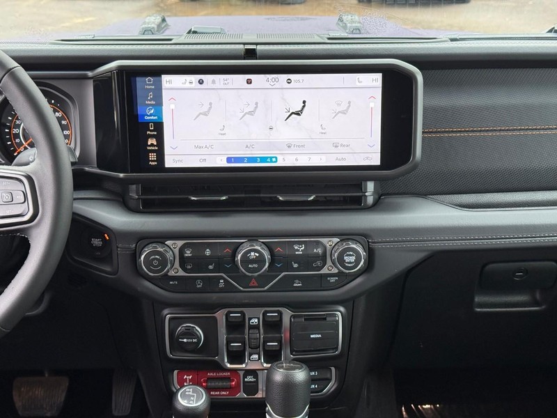 Jeep Gladiator Vehicle Full-screen Gallery Image 8