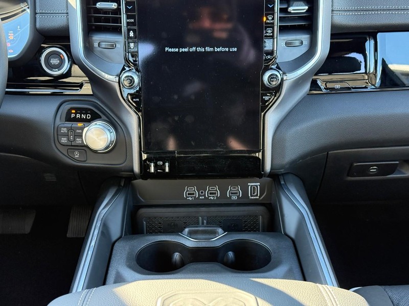 Ram 1500 Vehicle Image 12