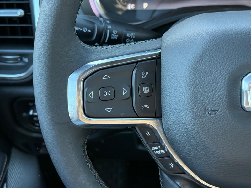 Ram 1500 Vehicle Image 17