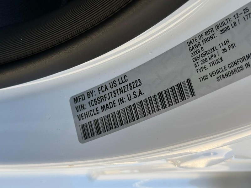 Ram 1500 Vehicle Image 20