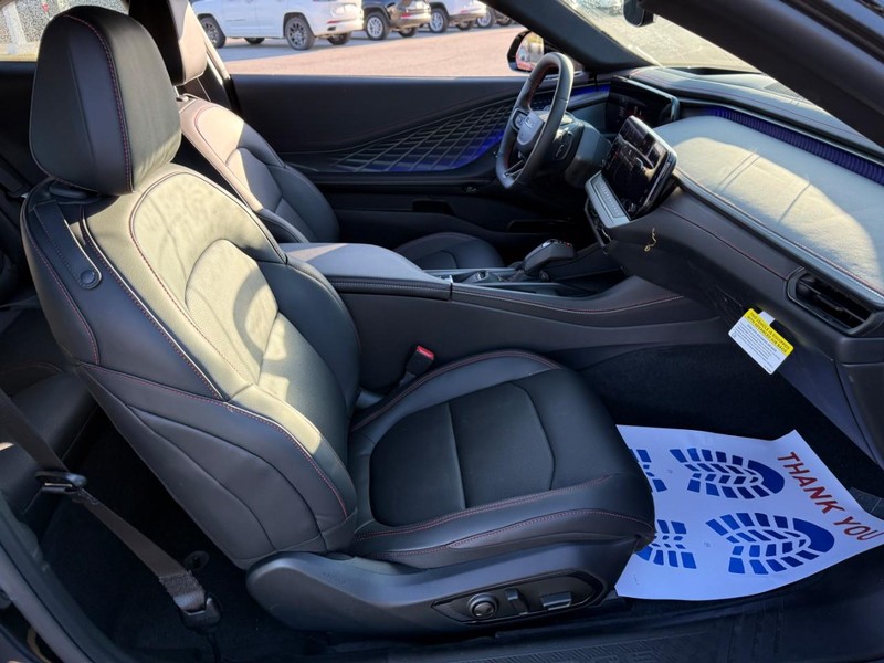 Dodge Charger Vehicle Full-screen Gallery Image 6