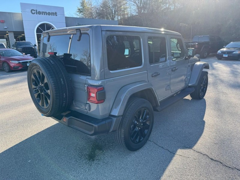 Jeep Wrangler 4xe Vehicle Full-screen Gallery Image 7