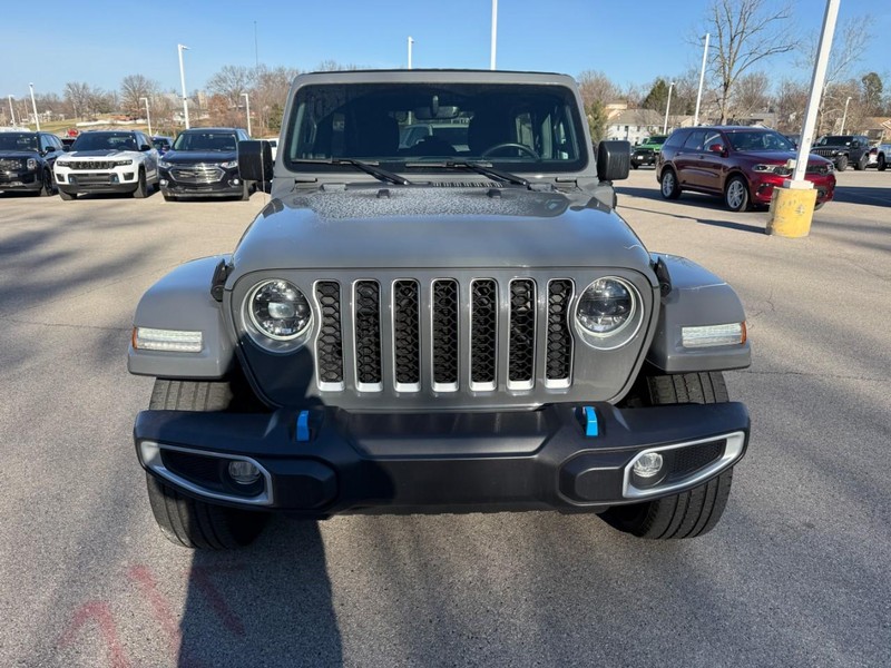 Jeep Wrangler 4xe Vehicle Full-screen Gallery Image 9