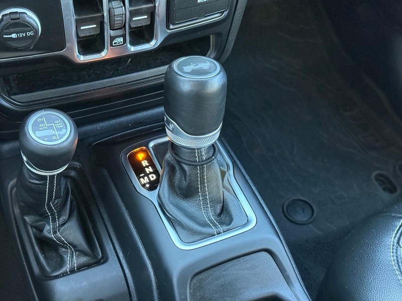 Jeep Wrangler 4xe Vehicle Full-screen Gallery Image 20