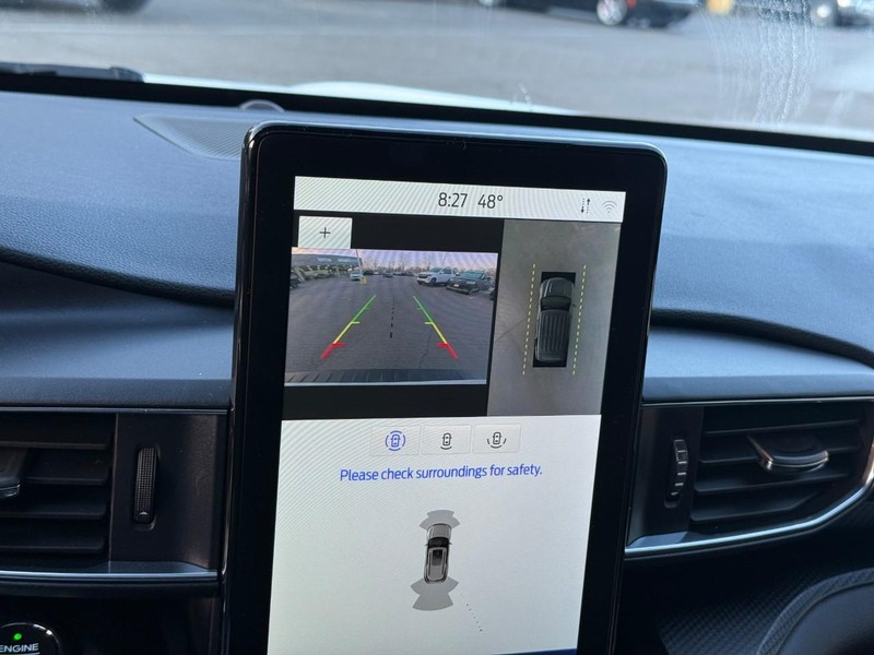 Ford Explorer Vehicle Image 29