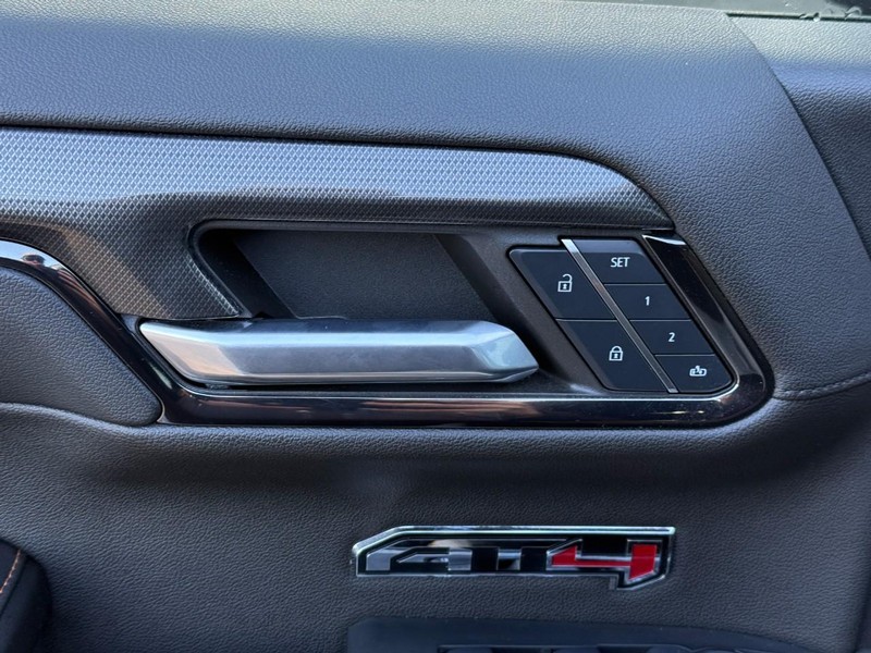 GMC Sierra 1500 Vehicle Image 21