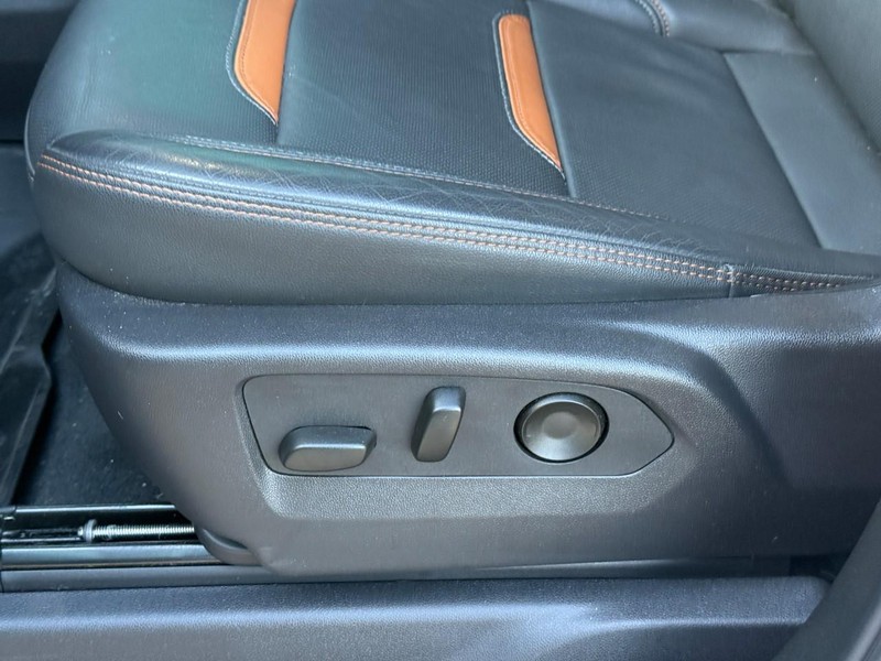 GMC Sierra 1500 Vehicle Image 23