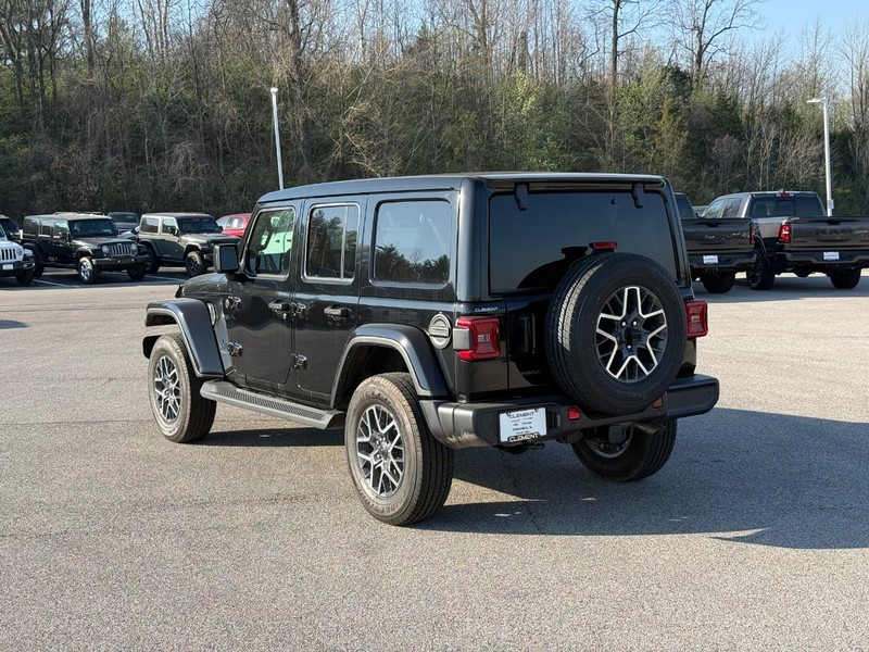 Jeep Wrangler Vehicle Full-screen Gallery Image 3